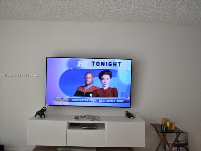 Building Photo - 1865 S Ocean Dr