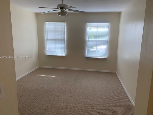 Building Photo - 4041 San Marino Blvd