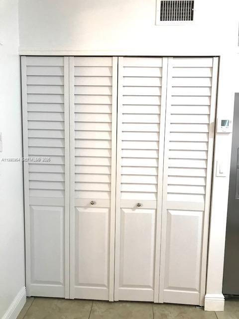 Building Photo - 3356 Bird Ave