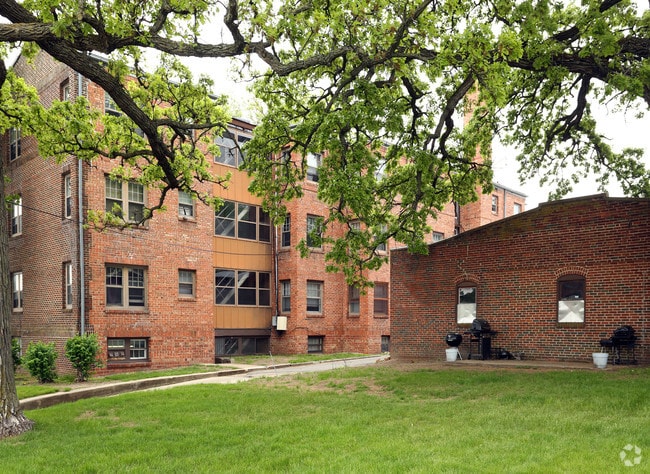 532 29tth Street - 532 29th St