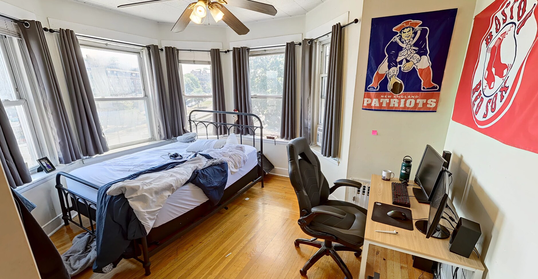 Building Photo - 126 Warren St