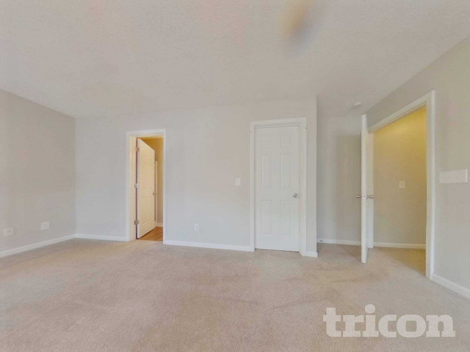 Building Photo - 693 Grandview Cir