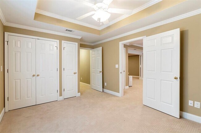 Building Photo - 12489 Huntington Trace