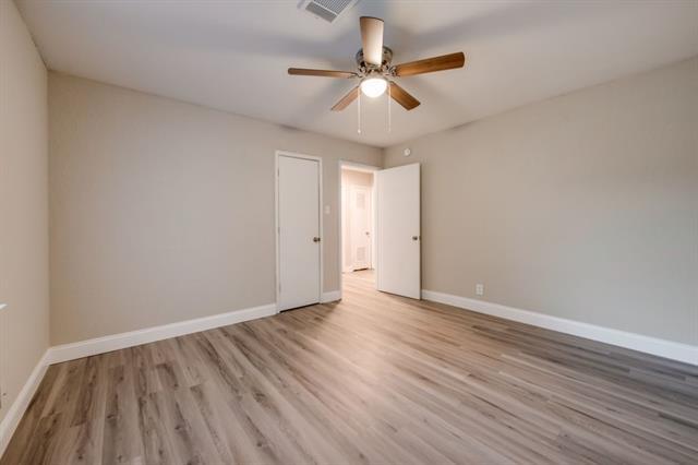 Building Photo - 3912 Lakewood Dr