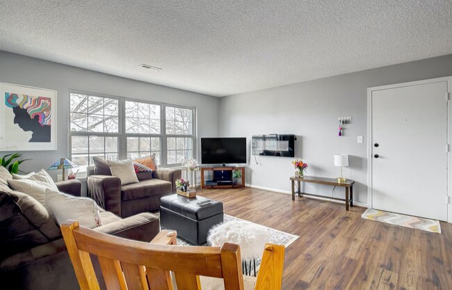 Building Photo - 9440 E Girard Ave