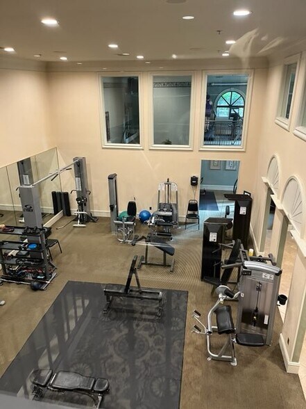 Gym_1 - 3334 Peachtree Rd NE