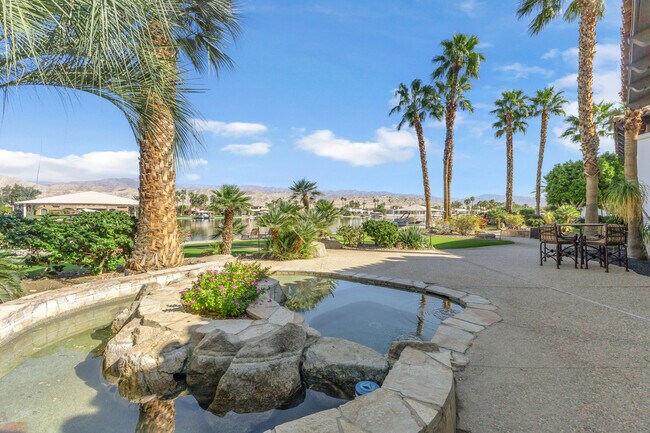 Building Photo - 83054 S Bay Dr