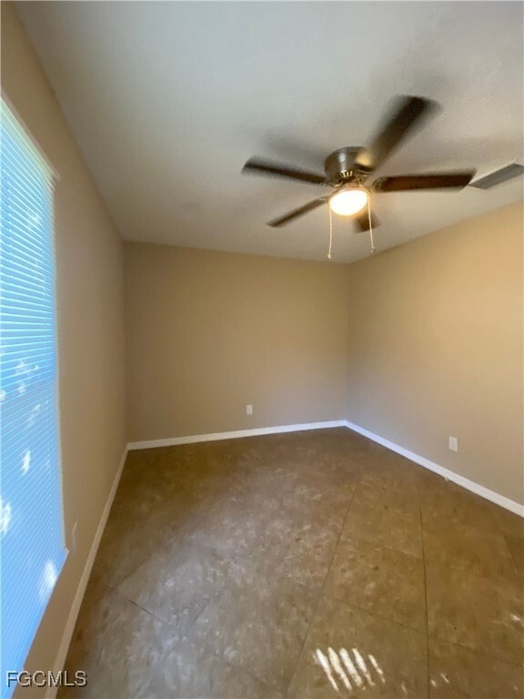 Building Photo - 1127 Gilbert Ave S