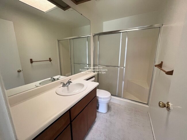Building Photo - 6019 Carolina Cir
