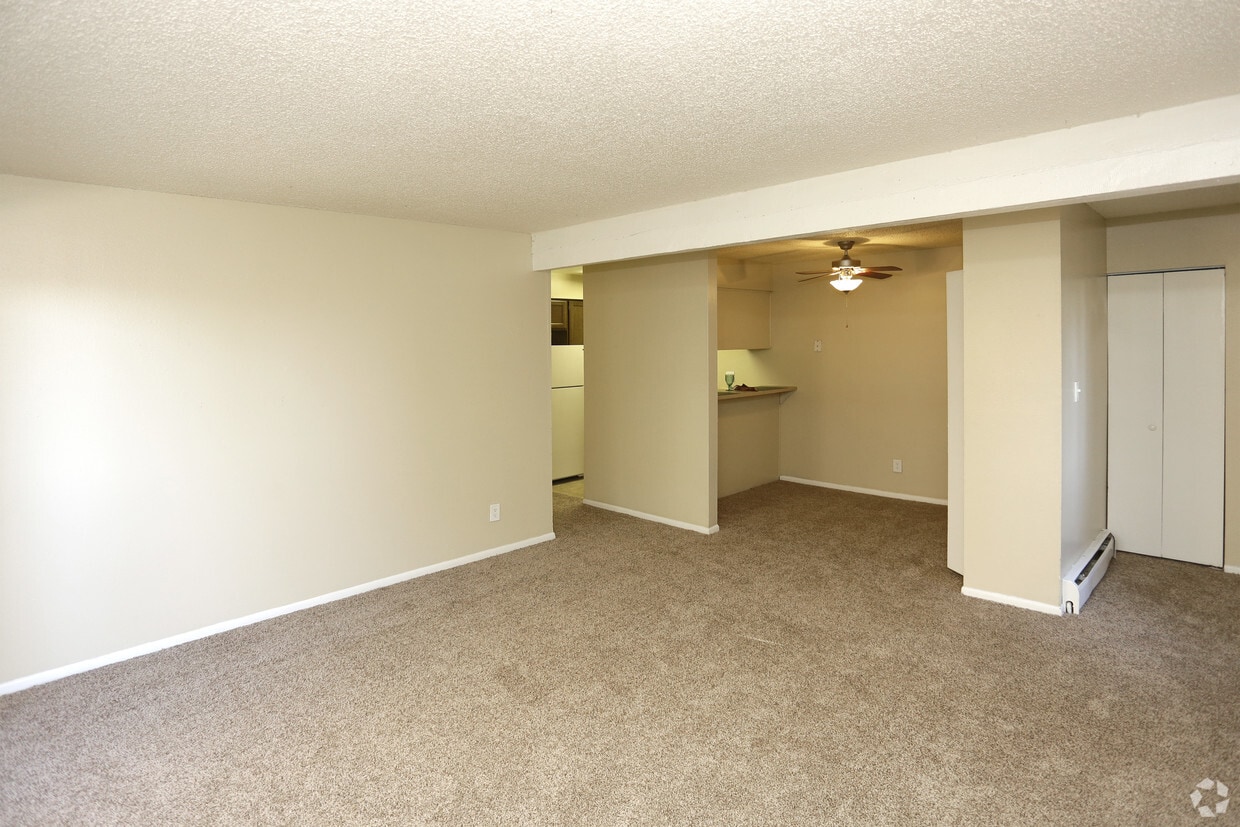 Village East Apartments Colorado Springs