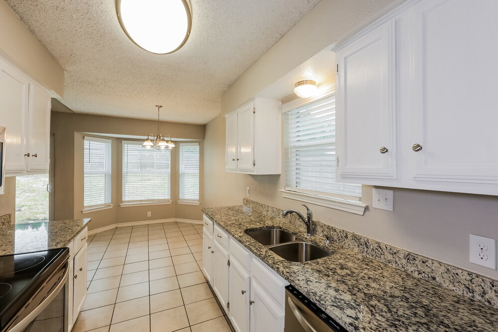 Building Photo - 6214 Big Springs Dr