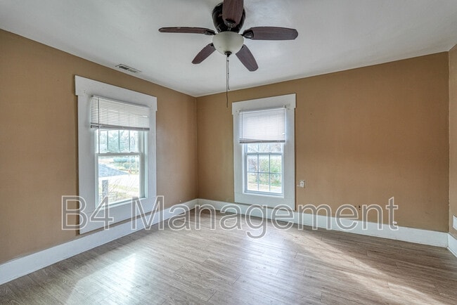 Building Photo - 781 Fulton Ave