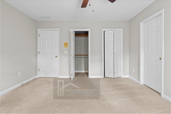 Building Photo - 200 River Bluff Pkwy