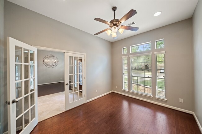 Building Photo - 2818 Red Maple Dr