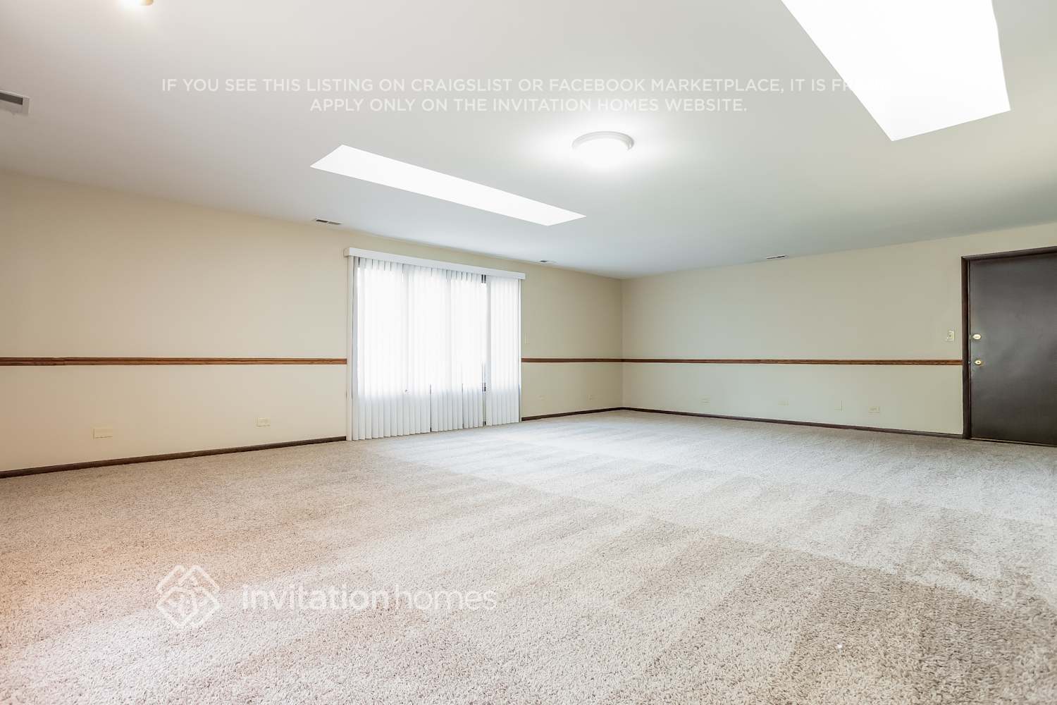 Building Photo - 16400 Sherwood Dr