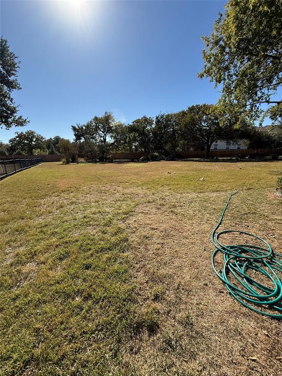 Building Photo - 235 Red Poppy Trail