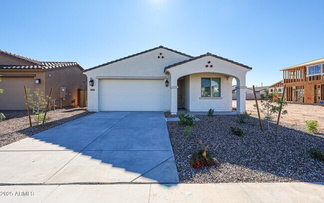 Primary Photo - 8721 W Windsor Blvd