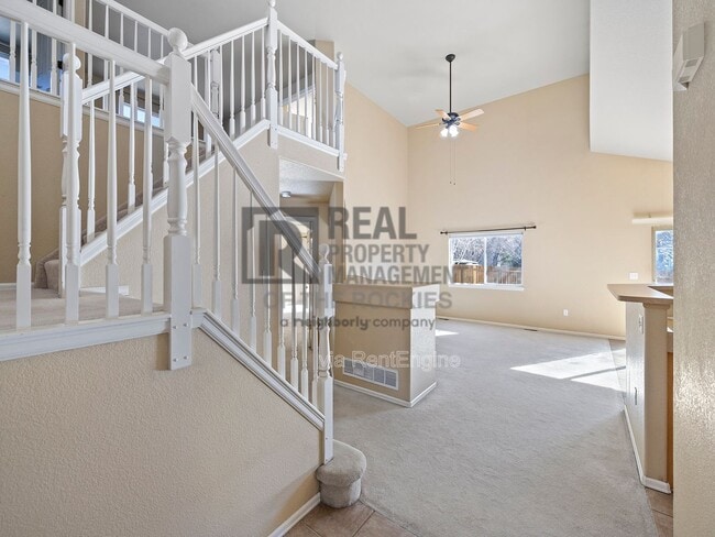 Building Photo - 509 Jansen Dr