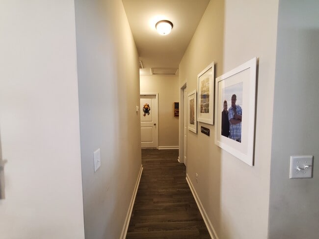 Building Photo - 158 Backfield Pl