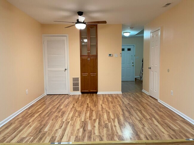 Building Photo - 86 Teal Ct