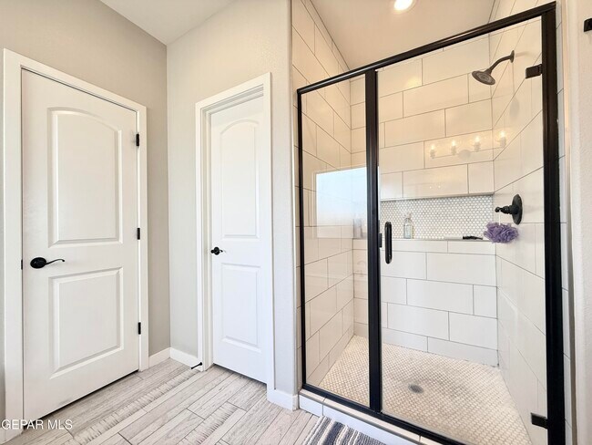Building Photo - 7467 Smugglers Gulch Ct