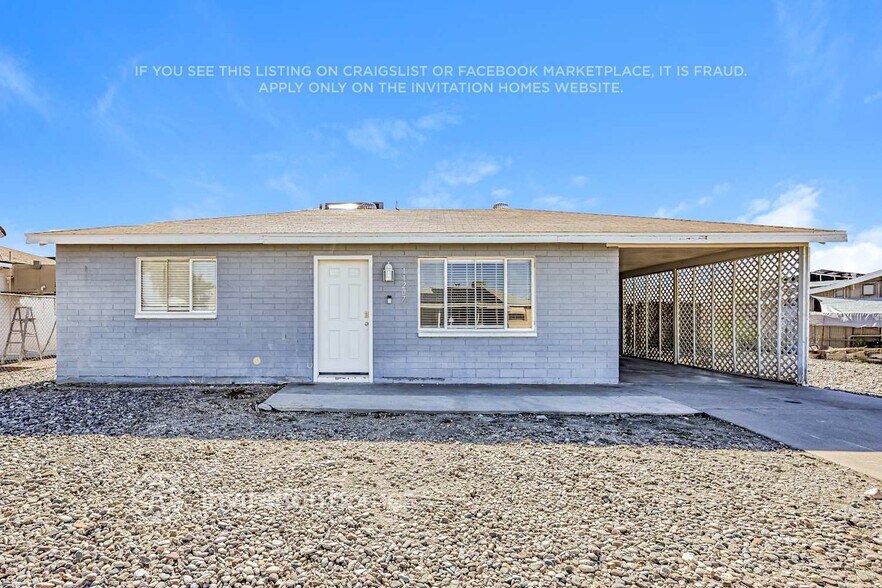 Primary Photo - 11207 W Oregon Ave