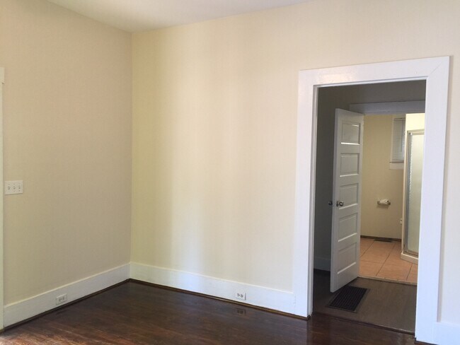 Building Photo - Home for rent in Avondale