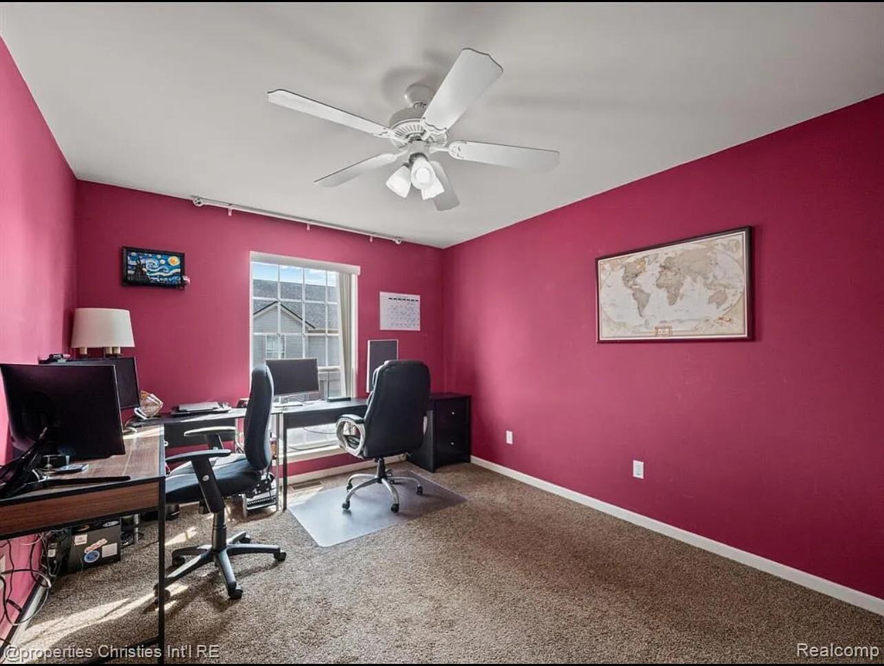 Building Photo - 8201 Chesapeake Cir