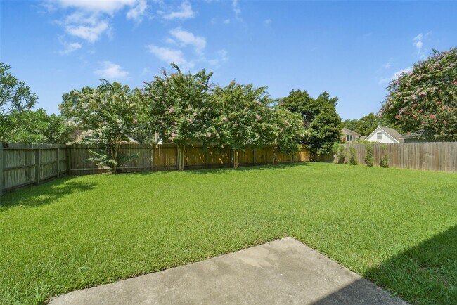 Building Photo - 2414 Falcon Knoll Ln