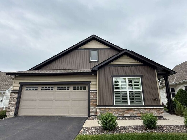 Building Photo - 9214 Kaiser Cir NE