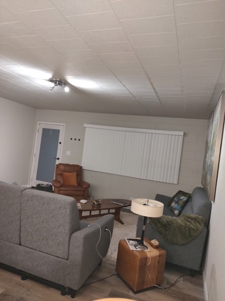 Building Photo - 111 S Meldrum St