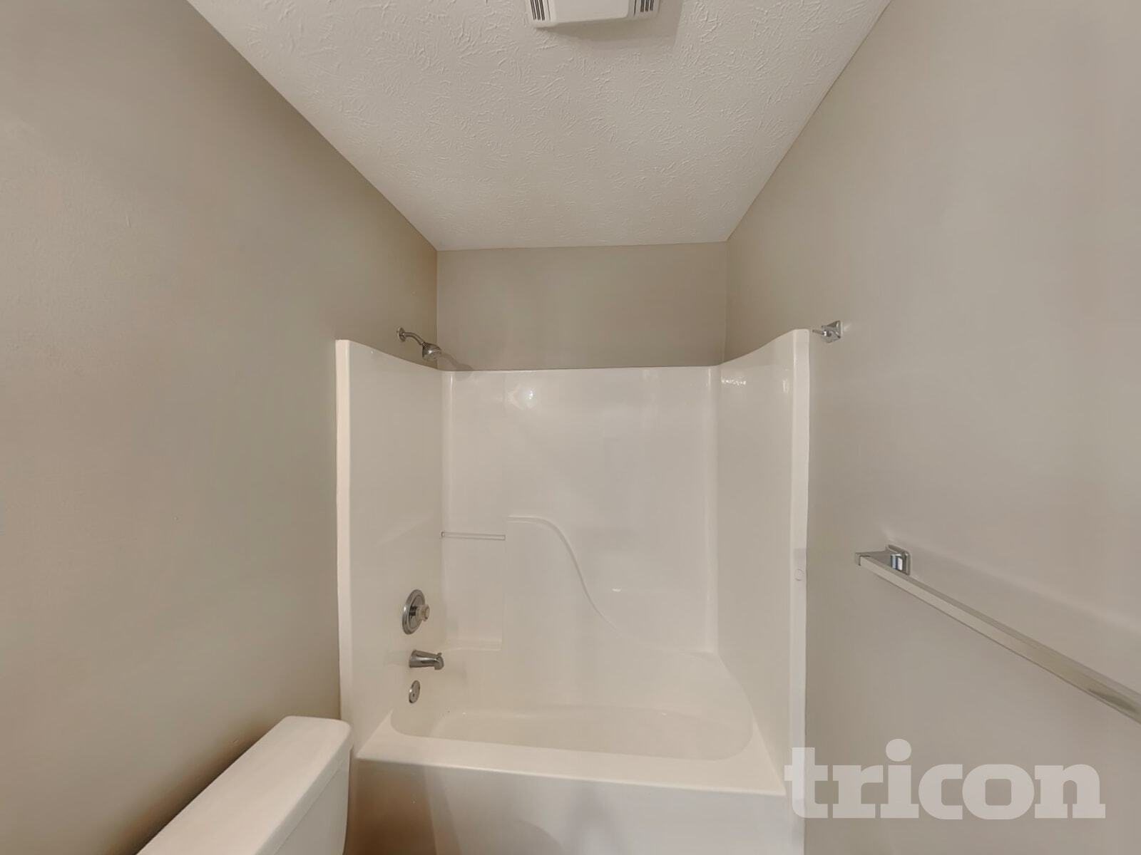 Building Photo - 676 Eagles Nest Cir