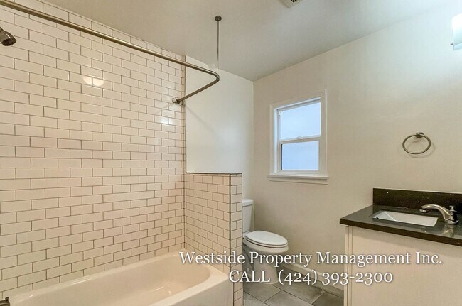 Building Photo - 334 Witmer St