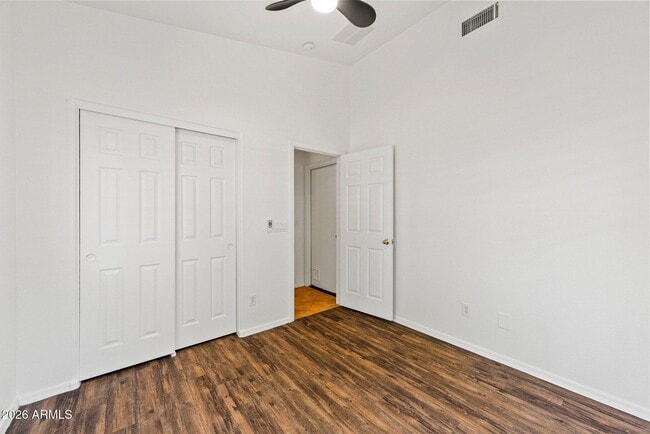 Building Photo - 17534 W Coyote Trail Dr