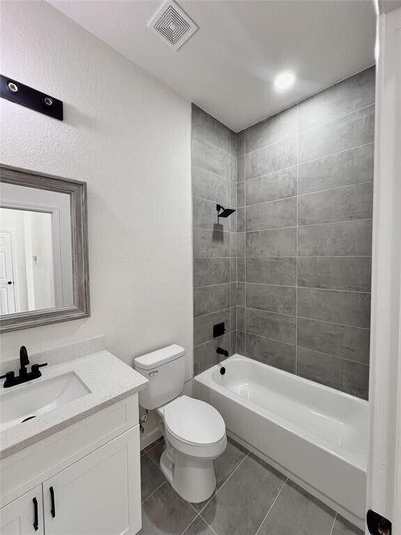 Building Photo - 2118 2nd Ave N