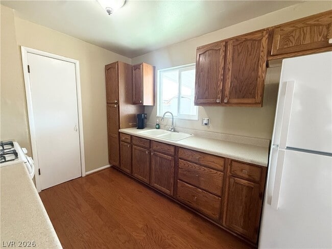 Building Photo - 4833 Stillwater Ave