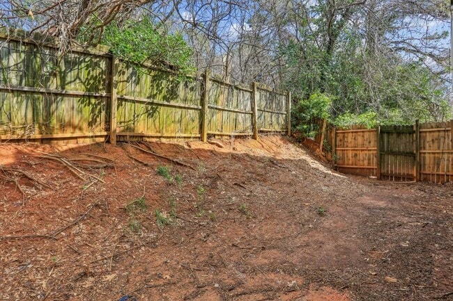 Building Photo - 1509 Kilmuir Way