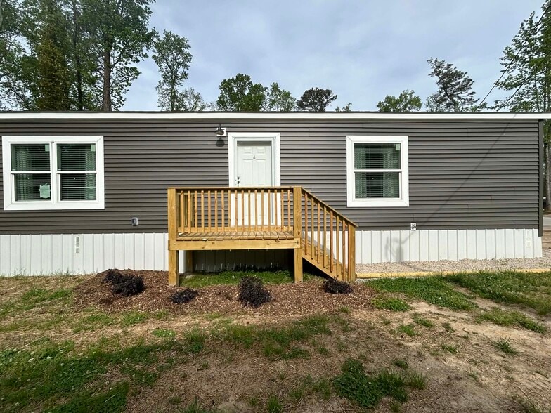 Building Photo - 1465 Hwy 29