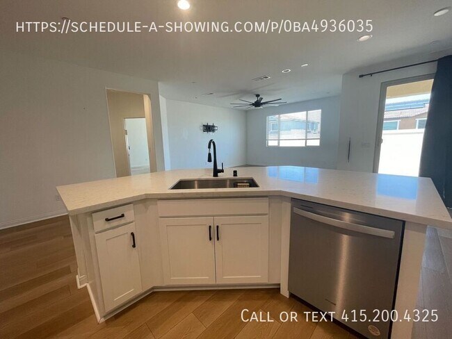 Building Photo - 25344 Picket Range Wy