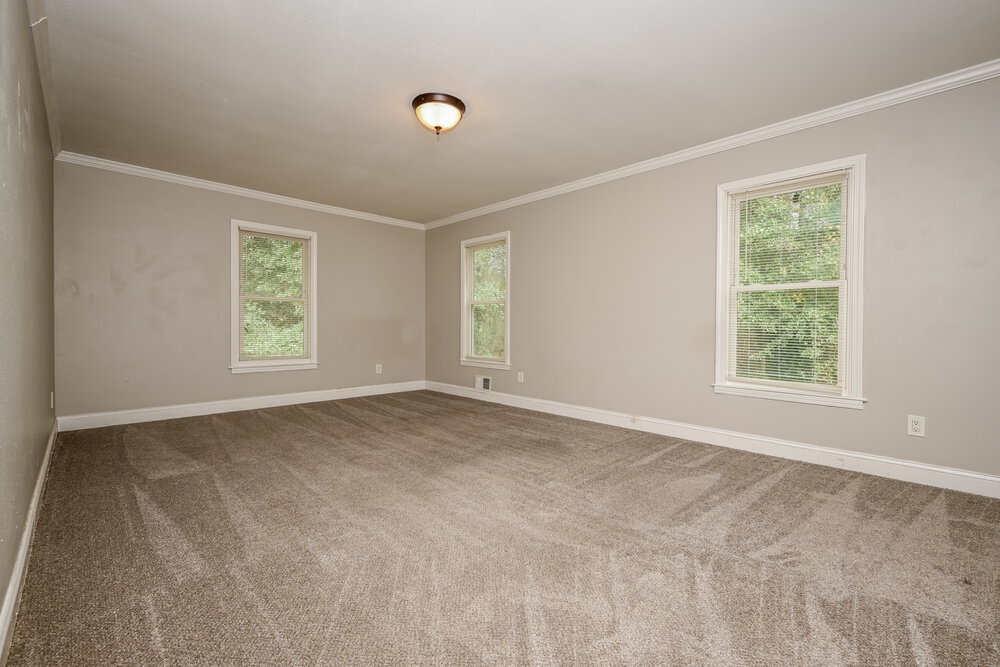 Building Photo - 395 Magmar Ln