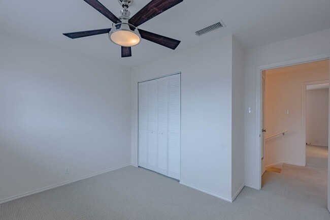 Building Photo - 3310 Tanglewood Ln