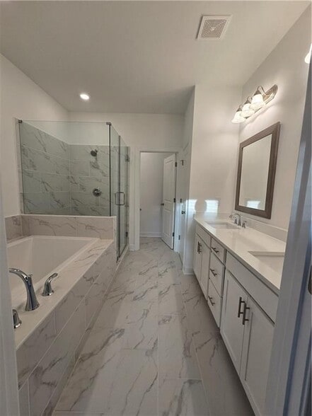 Building Photo - 1701 Wellborn Walk