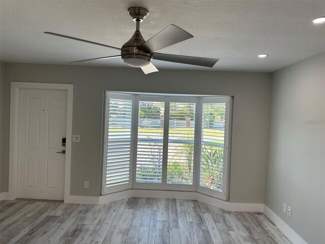 Building Photo - 440 50th Ave N