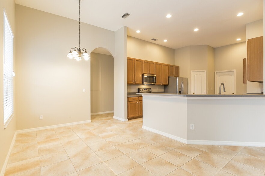 Building Photo - 13349 Old Dock Rd