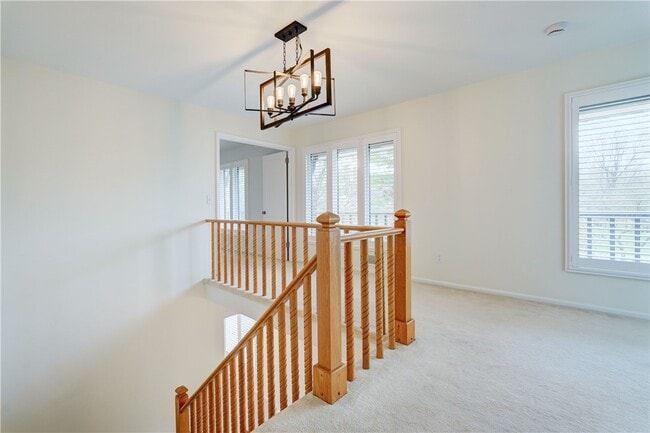 Building Photo - 399 French Rd