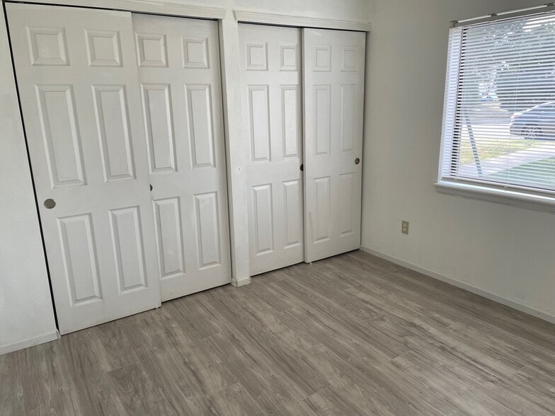 Building Photo - 8740 Corona St