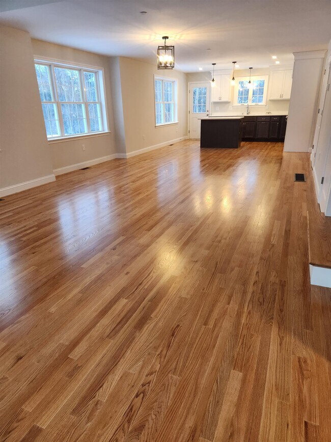 Building Photo - 30 Aspen Dr