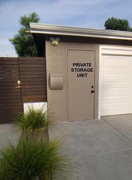 Building Photo - 2231 Boundary St