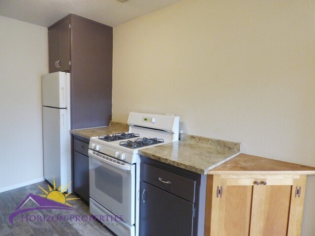 Building Photo - 7449 Tiara Way