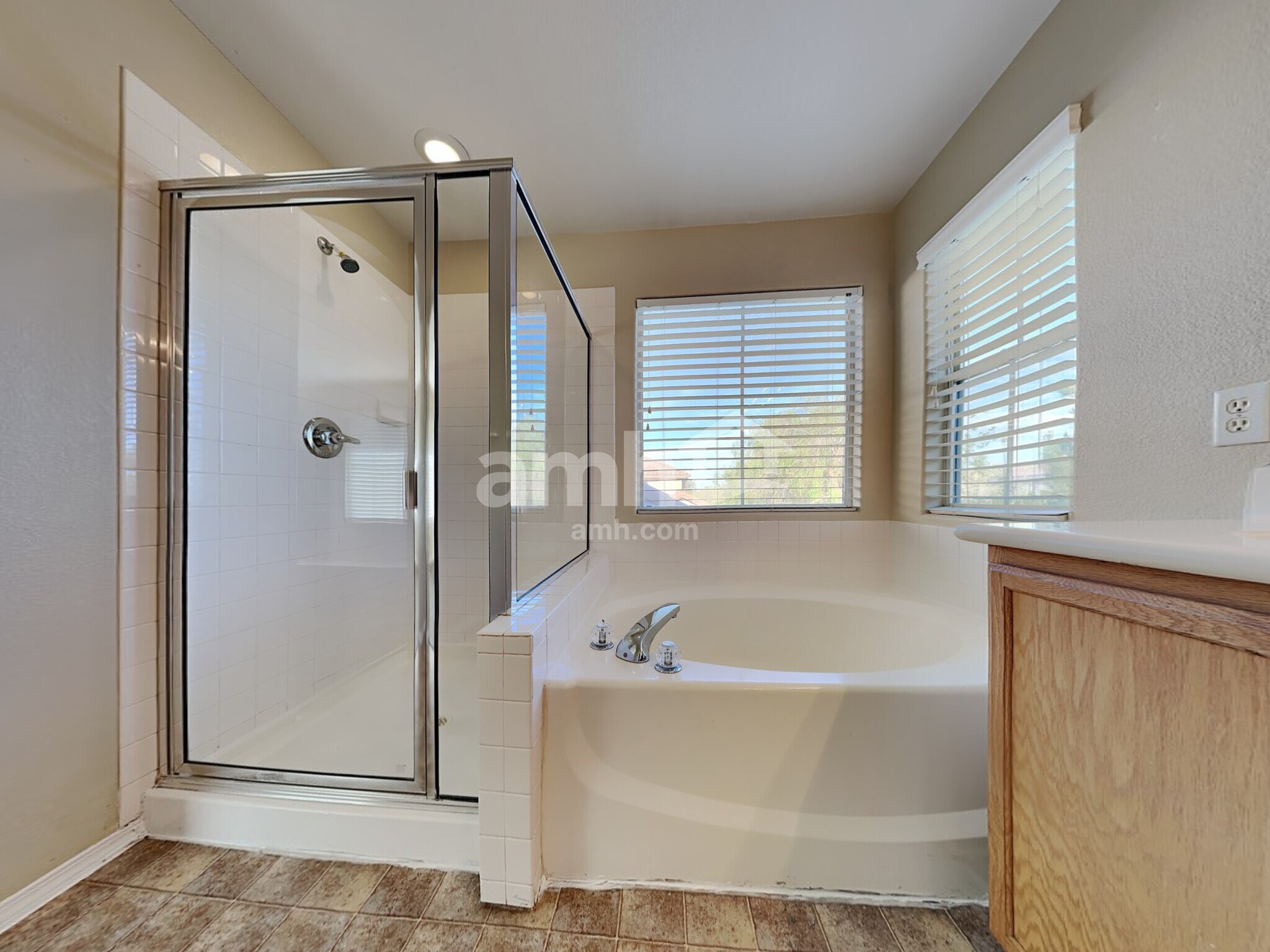 Building Photo - 9875 Travis Lake Ct
